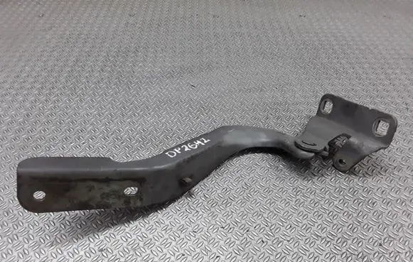 Nissan Prairie Engine bonnet/hood hinges