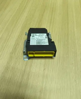 Audi A4 S4 B9 8W Airbag control unit/module 8W0959655F 0285013643