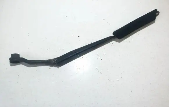 Mazda 323 F Front wiper blade arm j66fld1110