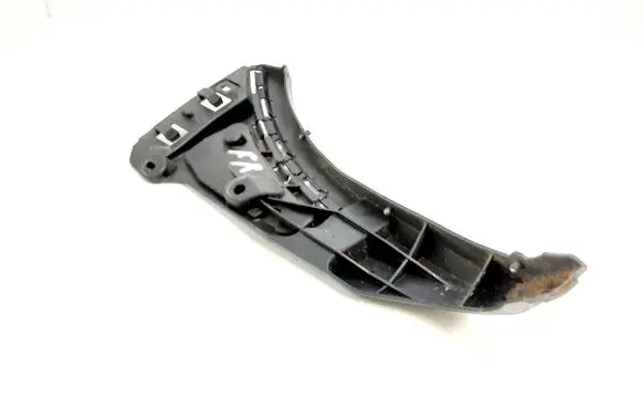 Volvo XC90 Front bumper mounting bracket 08620564