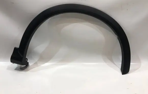 Mitsubishi Eclipse Cross Front arch trim 7400a510