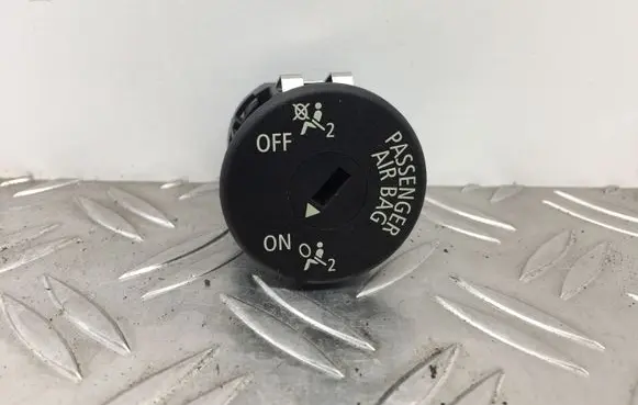 BMW 5 F10 F11 Passenger airbag on/off switch 9196886 6131919688604 919688604