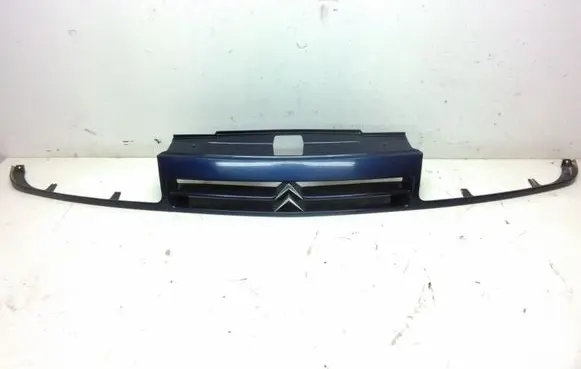 Citroen Xantia Front bumper upper radiator grill 9618919977