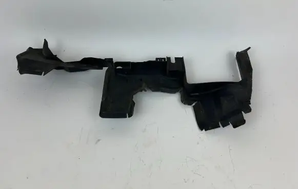 Audi Q5 SQ5 Intercooler air guide/duct channel 8R0121283N