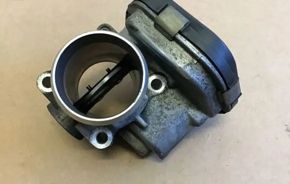 Peugeot 3008 I Throttle valve 9673534480 28275019