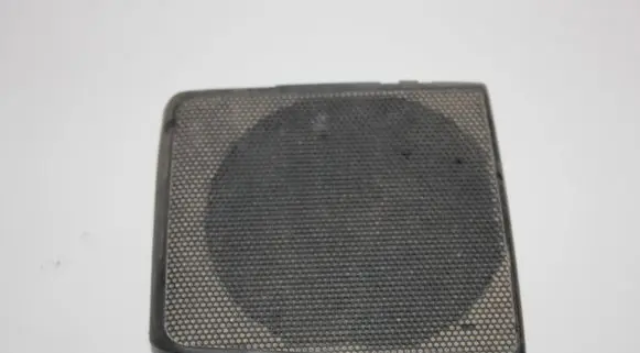 Side speaker trim/cover