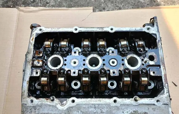 Skoda Fabia Mk2 (5J) Engine head 03E103373C