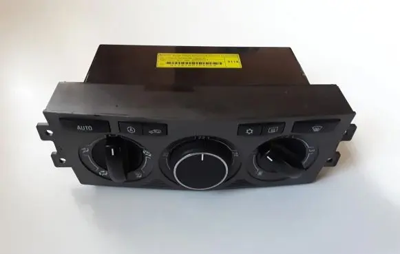 Opel Antara Air conditioner control unit module 20953114