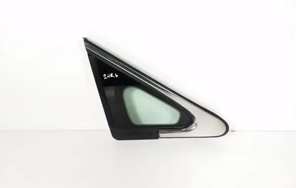Lexus RX 450H Front triangle window/glass 