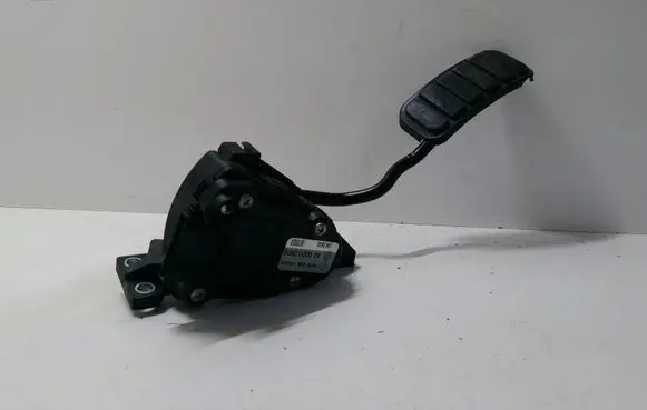 Renault Laguna II Accelerator throttle pedal 8200002905 6PV00811902