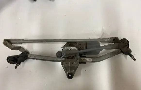 Audi A3 S3 8V Front wiper linkage and motor 8V1955119A 3397021623 1397220663
