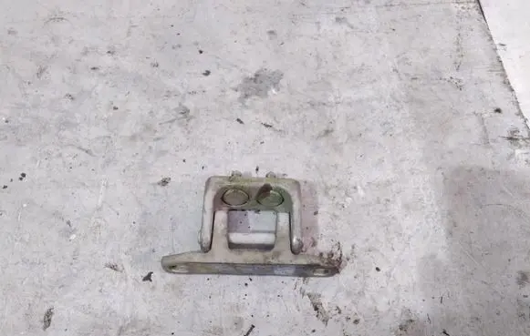 KIA Sorento Tailgate/trunk/boot hinge