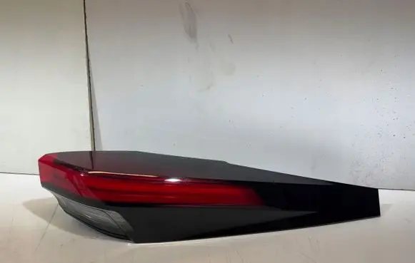 Toyota C-HR II Rear/tail lights 