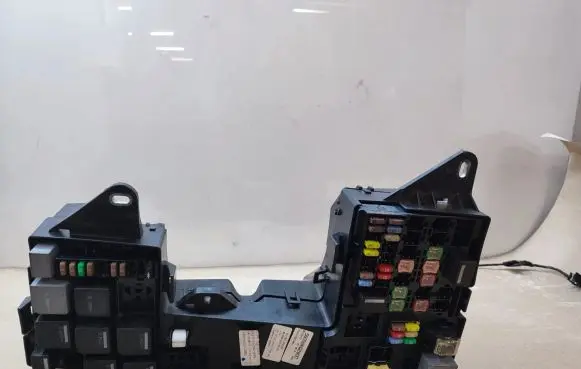 Jaguar XF X250 Fuse box set 56050002800