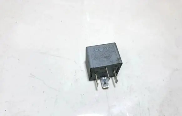 Volkswagen Touareg I Other relay 141951253b 20240072
