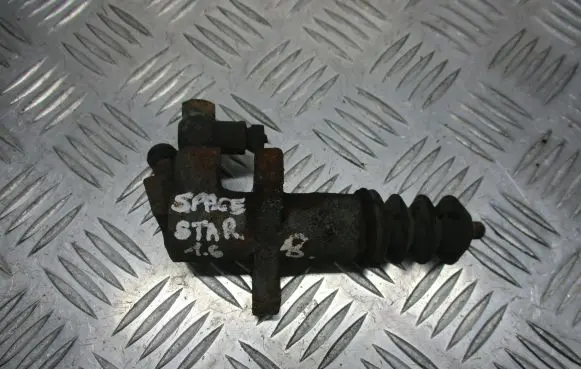 Mitsubishi Space Star Clutch slave cylinder 