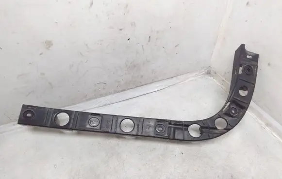 Seat Altea Bumper support mounting bracket corner 5P0807863B