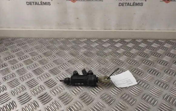 BMW 3 E90 E91 Clutch master cylinder 