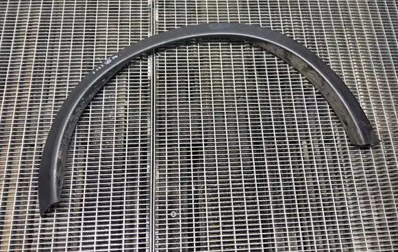 Nissan Juke I F15 Front arch trim 