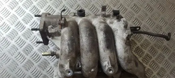 Hyundai Lantra II Intake manifold