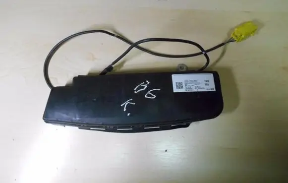 Volkswagen PASSAT B6 Side airbag 6R0880241C