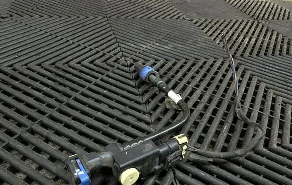 Dodge Challenger Fuel level sensor 04593949AB