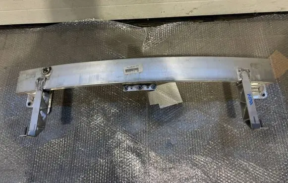 Hyundai Kona I Front bumper support beam 86570K4000