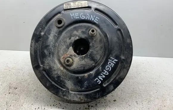 Renault Megane II Brake booster 8200157453
