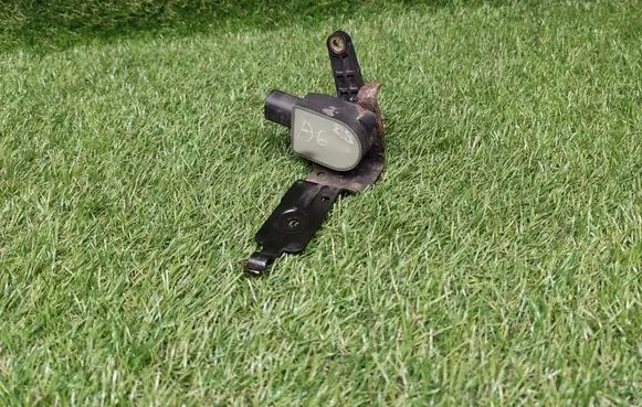 Audi A6 S6 C6 4F Yaw turn rate sensor 1T0907503 6PM00873900