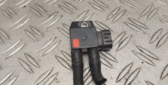 Toyota Avensis T270 Exhaust gas pressure sensor 8948120030