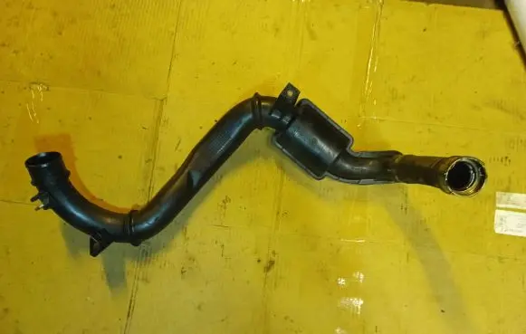 Renault Trafic II (X83) Intercooler hose/pipe 8200760909