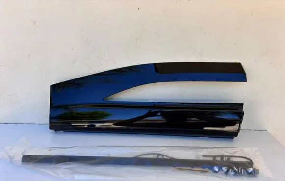 Opel Mokka B Front door trim (molding) 9864126880