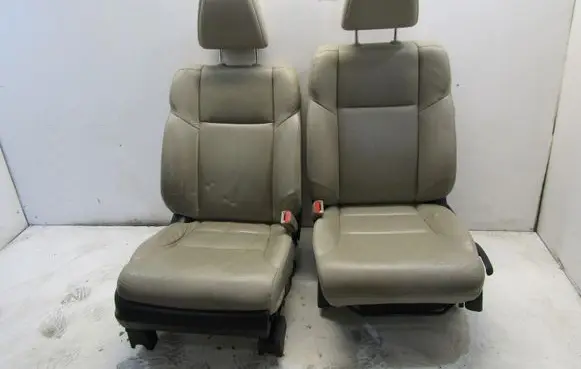 Honda CR-V Front driver seat GMAUTO4574097