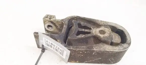 Ford Mondeo MK IV Engine mount bracket 8G916P082BA 8G91-6P082-BA