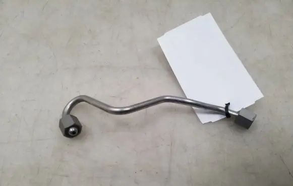 BMW 5 F10 F11 Fuel injector supply line/pipe 
