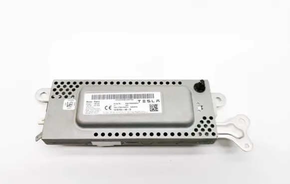 Tesla Model 3 Other control units/modules 1079755-00-D
