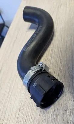 Iveco Daily 6th gen Engine coolant pipe/hose 346219