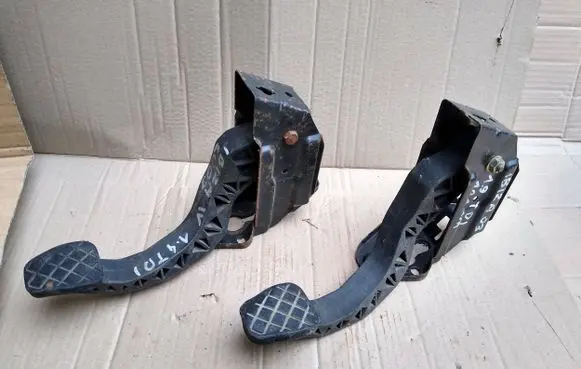 Volkswagen Polo Clutch pedal 6Q1721059G