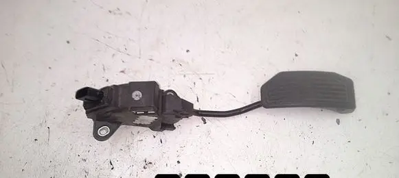 Toyota Auris 150 Accelerator throttle pedal 7811002070