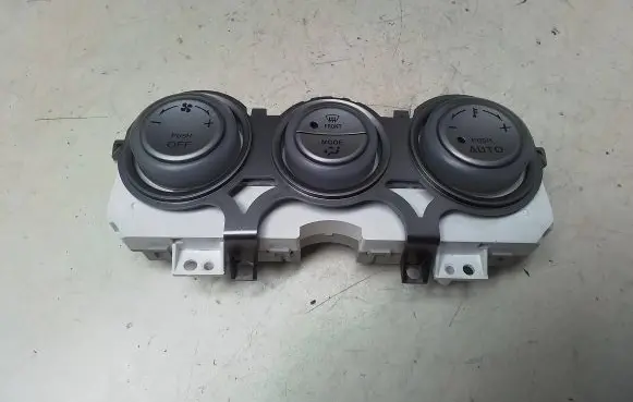 Mazda 6 Climate control unit