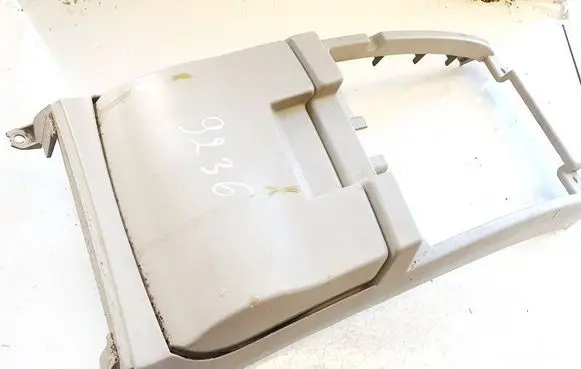 Chrysler Pacifica Cup holder 1002143a12 12050