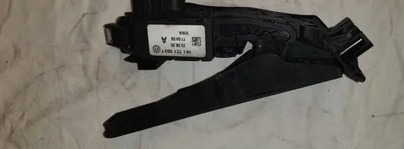 Volkswagen Golf V Accelerator throttle pedal 1K1721503P