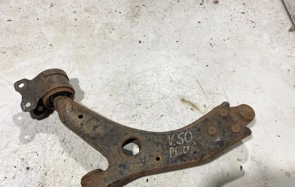 Volvo V50 Front lower control arm/wishbone