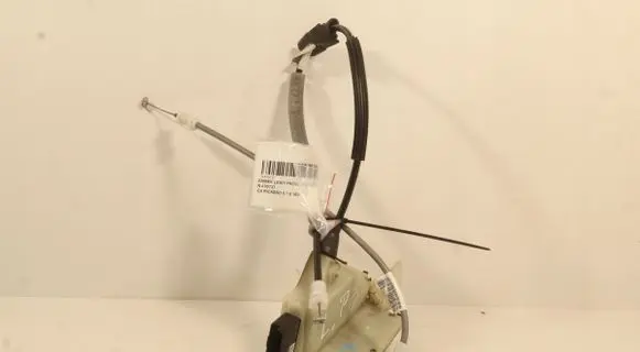 Citroen C4 II Picasso Front door lock 9685351380