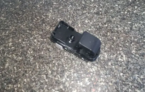Mazda CX-3 Electric window control switch D09H66370