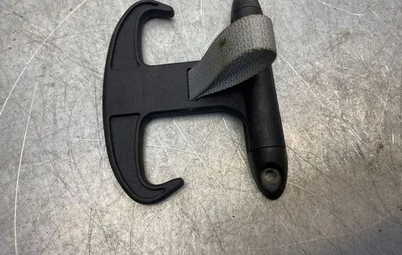 Skoda Octavia Mk2 (1Z) Tie down hook / loop 6Y5867615BB41 8592808