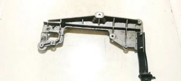 Audi A3 S3 8P Engine mounting bracket 03g131159