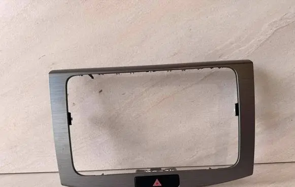 Volkswagen PASSAT B7 Radio/GPS head unit trim 3AA858069H