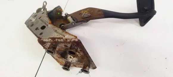 Toyota Highlander XU40 Brake pedal 