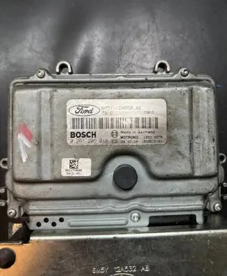 Ford Fiesta Engine control unit/module 6M5y12A650AE 0261209048